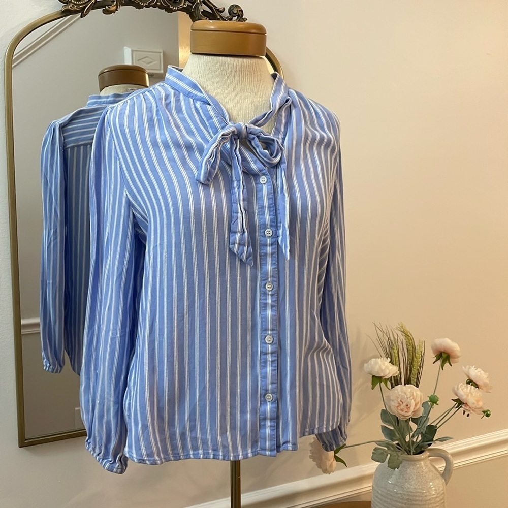 J. Crew Top Cotton Button Down​​​​